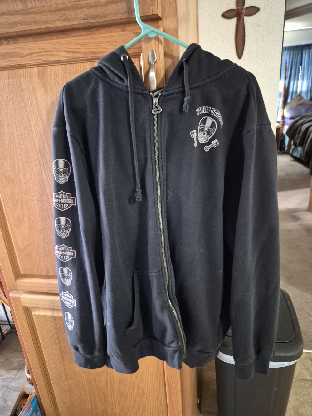 Black Harley-Davidson Skull Zip-Up Hoodie